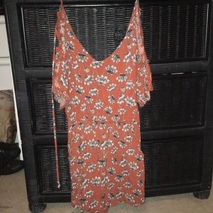 Lulu’s rust orange floral romper